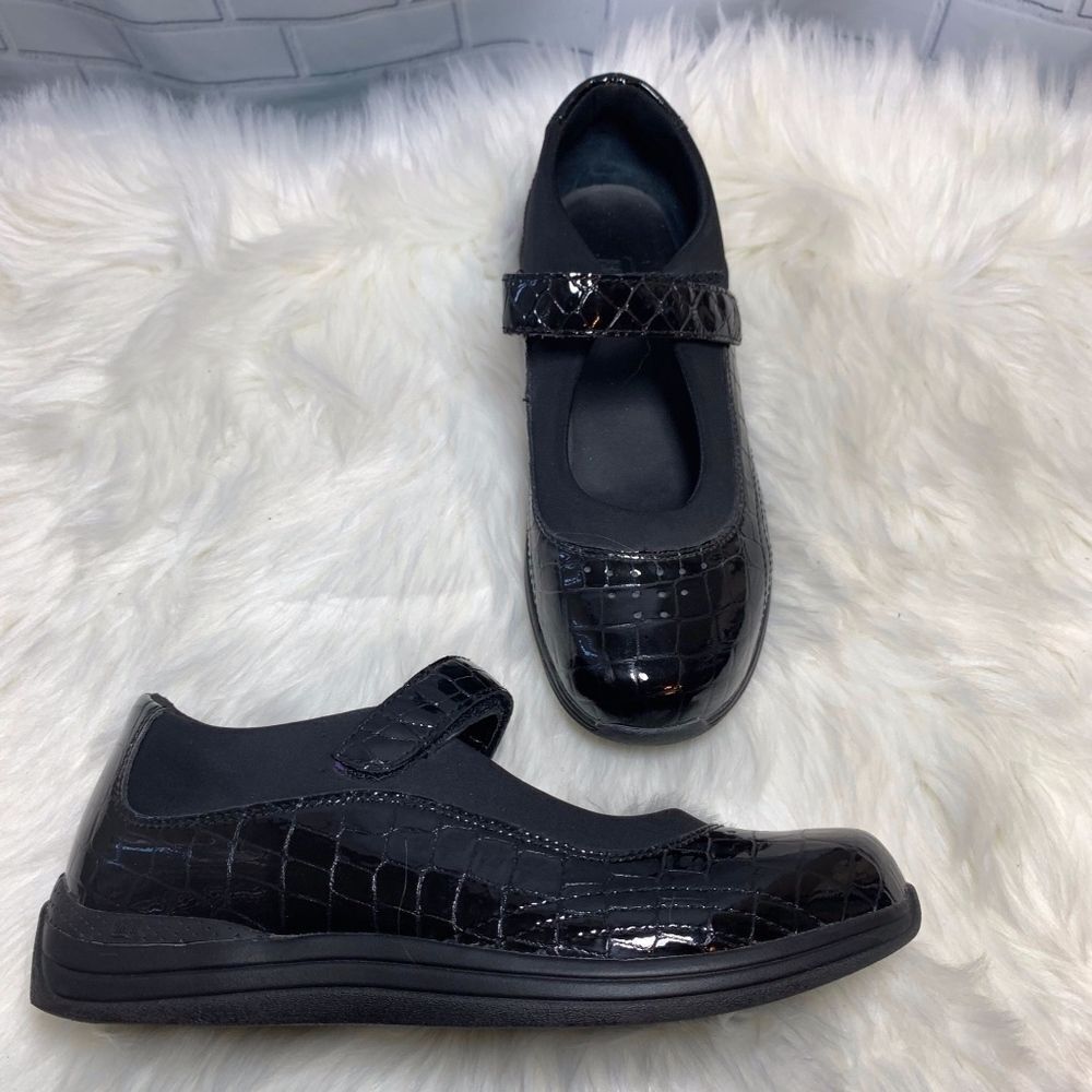 Drew‎ Rose Mary Jane Croc Patent Leather Shoes 7.5W